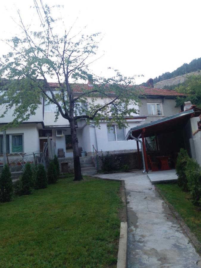 House Nadejda Veliko Tarnovo Ngoại thất bức ảnh